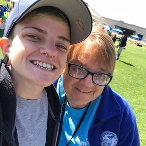 Meet your Posher, Dana